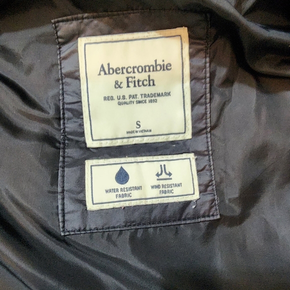 Abercrombie & Fitch Charcoal Puffer Coat with Hood - Picture 2 of 6